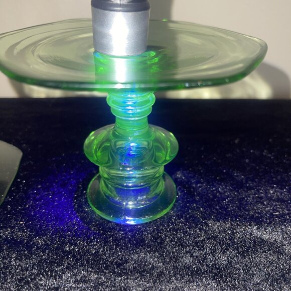 Vintage Green Depression Glass Hexagonal Base Candlestick Holders Set Of 2 - Picture 10 of 16